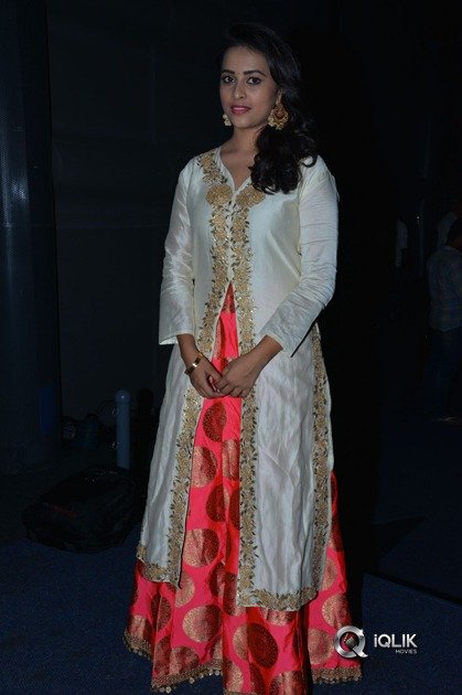 Sri-Divya-At-Kaashmora-Movie-Audio-Launch